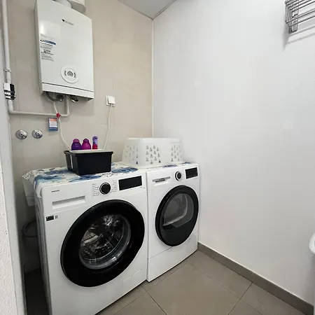 álamos Breeze - 3br - Free Parking - Salt Pool - Next To The